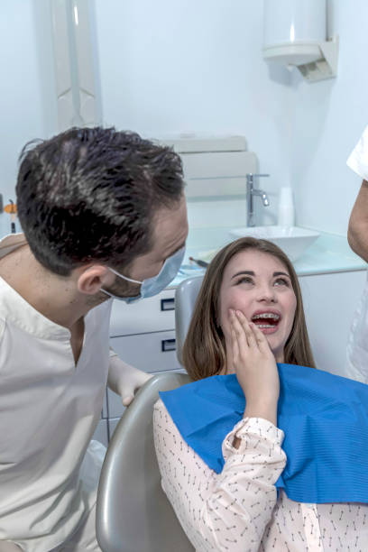 Best Emergency Tooth Extraction in Highlands, CA